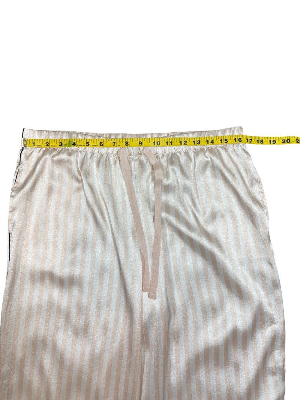 Victoria’s Secret Satin Pajama Set Pink Stripe Button Up & Pants Size Large Cozy - Picture 3 of 10